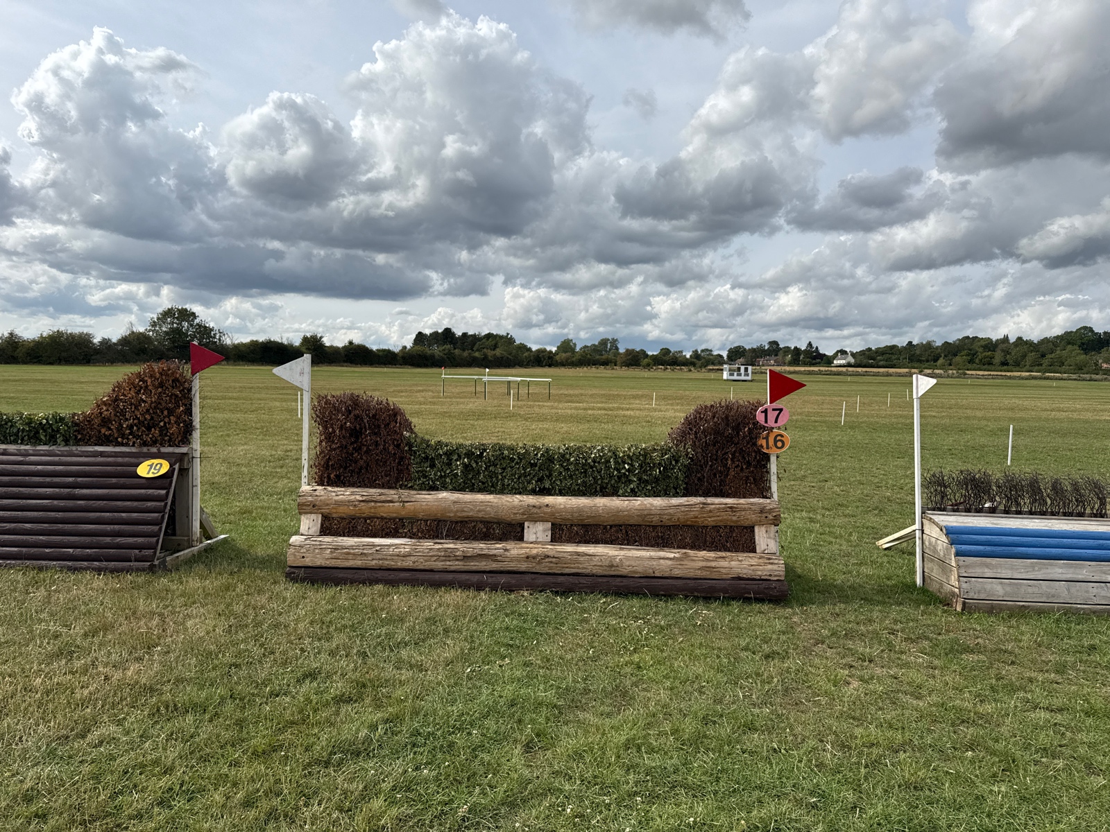 aston-le-walls-3-2025-be100-crosscountry-app